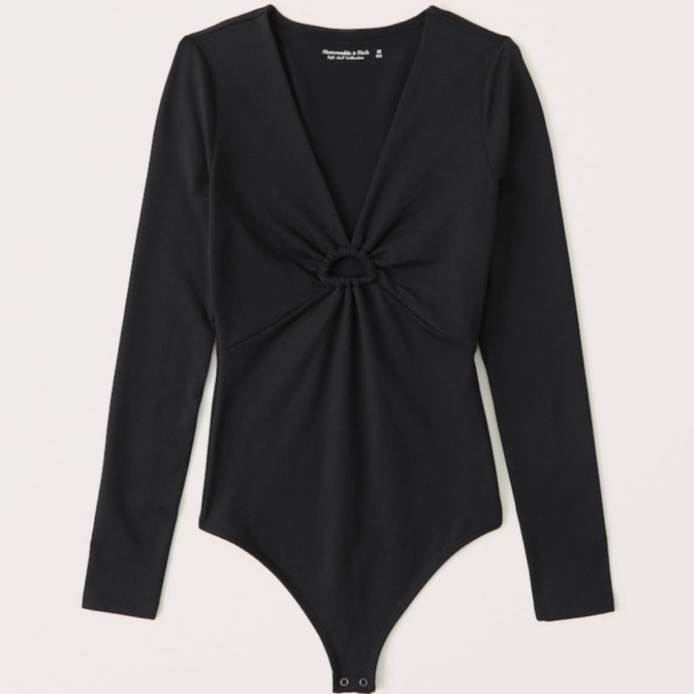 NWT Black Long Sleeve Seamless Bodysuit with Keyhole